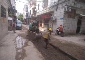 莞城的修路工人